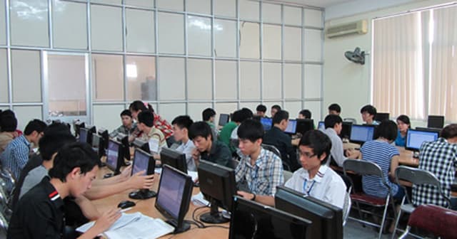 Sinh viên CNTT: Thất nghiệp vì tính chuyên nghiệp chưa cao
