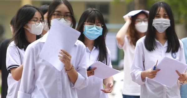 Trào lưu “flex” khoe điểm thi trên mạng: Chuyên gia cảnh báo nguy cơ tổn thương tâm lý